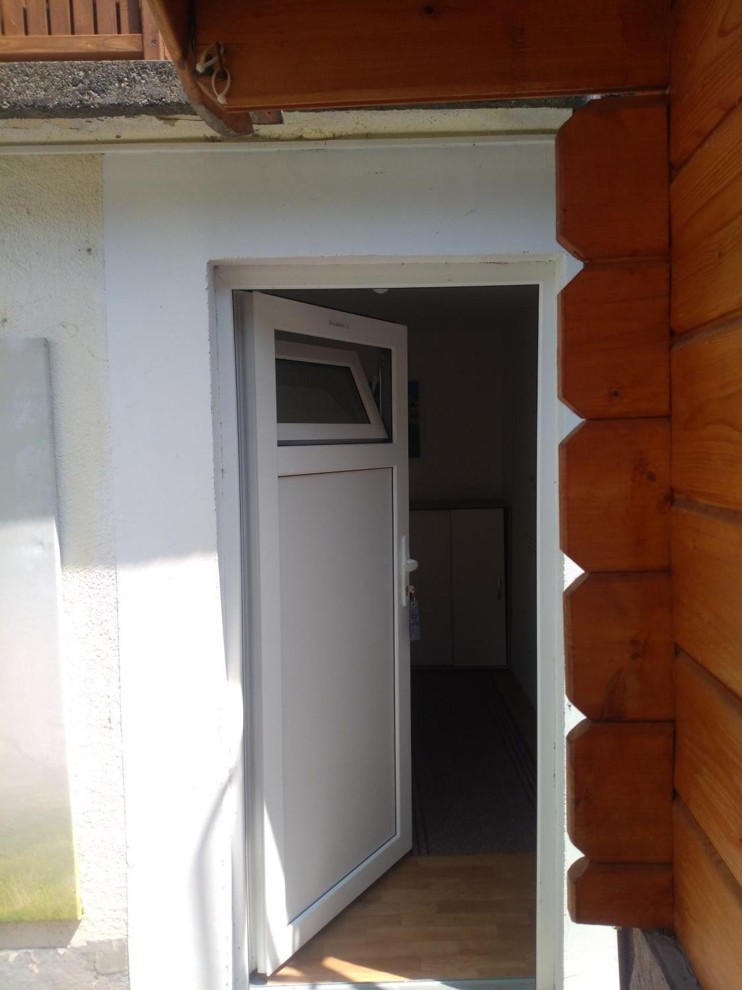Hostel Trajan Donji Milanovac Bagian luar foto